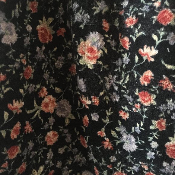 American Eagle Pull-on Shorts - Picture 4 of 5